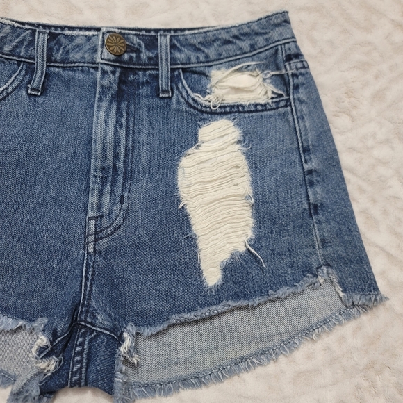 Show Me Your Mumu Dallas High Waisted Short Women's Size 27 Medium Wash - Picture 4 of 15